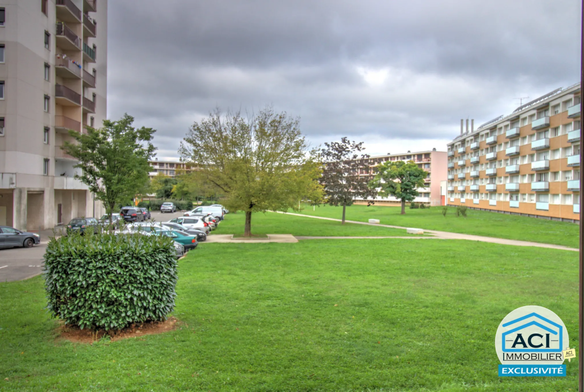 Appartement 3 chambres lumineux de 73 m² à Saint-Priest en vente 