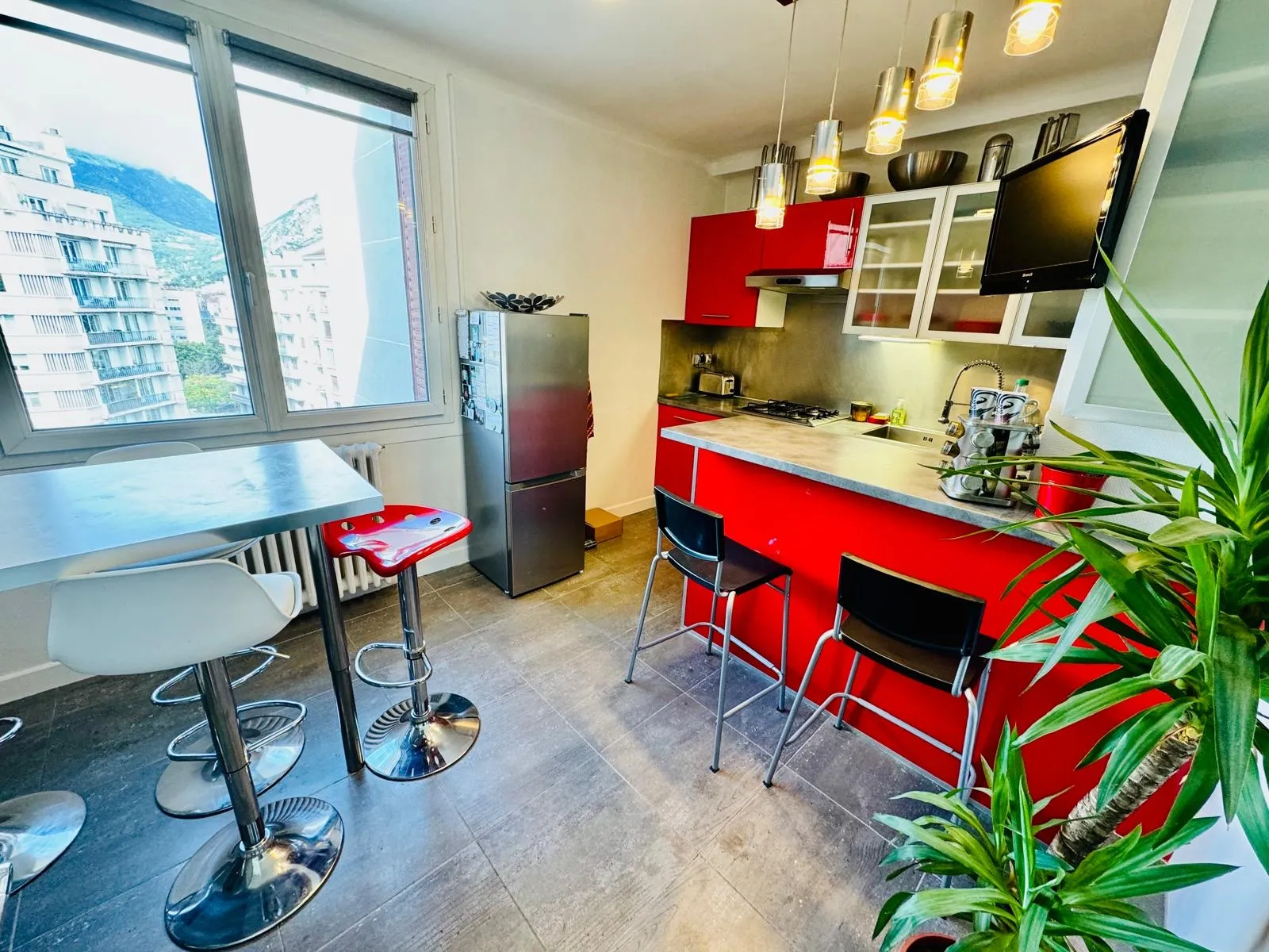 Vente Appartement T5 105 m² à Grenoble avec vue panoramique 