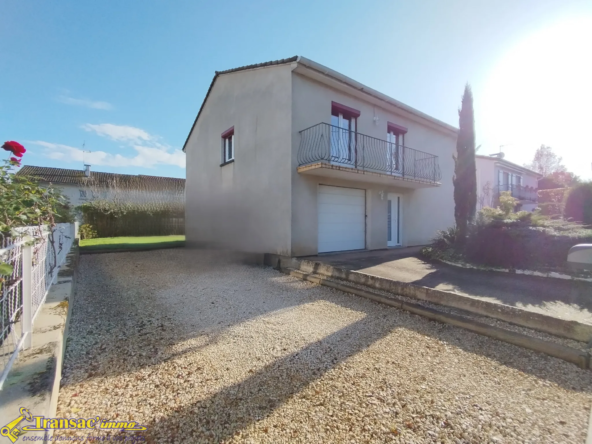 Maison de 5 chambres à vendre à Thiers, proche commerces