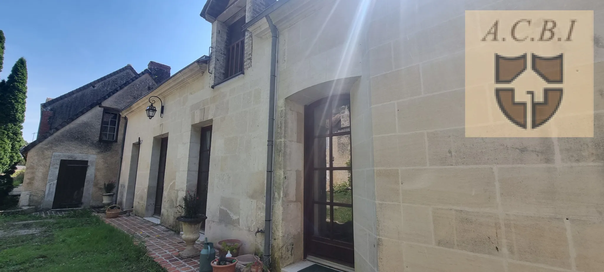 Maison de caractère à vendre à Vendôme, 6 min du centre-ville 