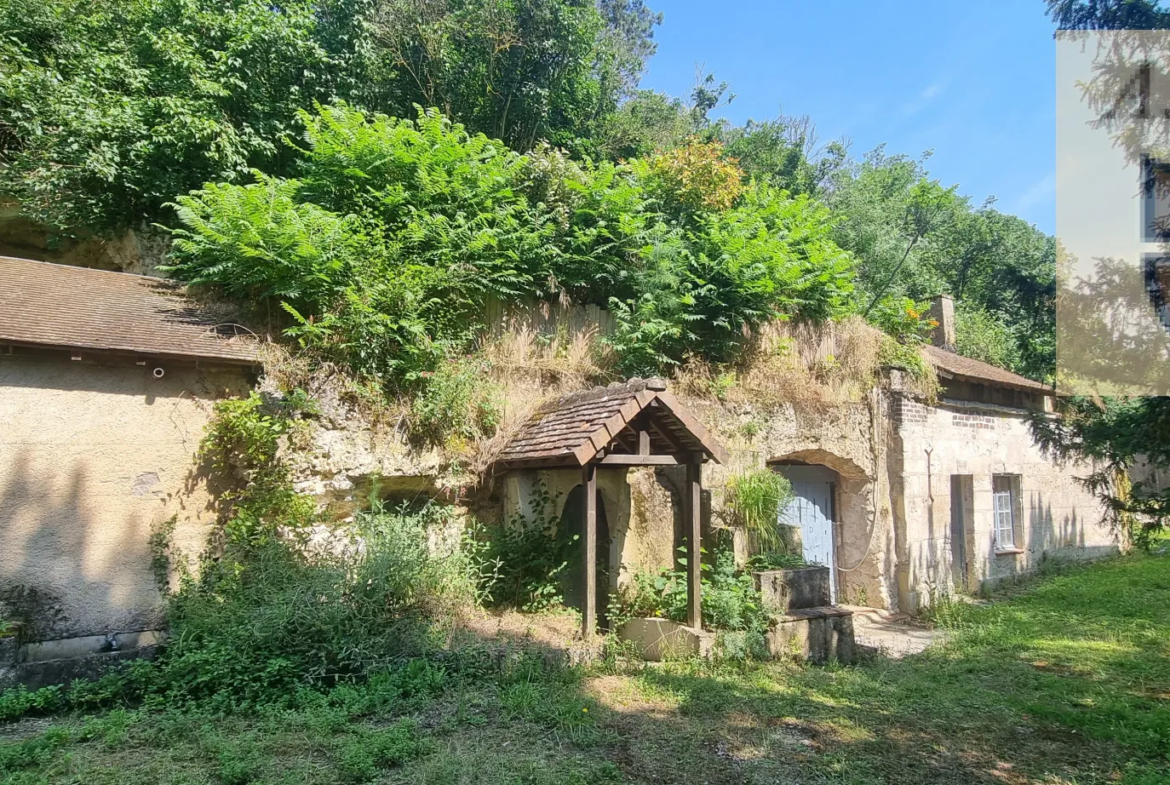 Maison de caractère à vendre à Vendôme, 6 min du centre-ville 