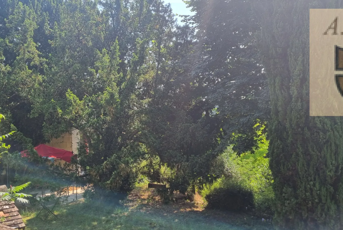 Maison de caractère à vendre à Vendôme, 6 min du centre-ville 