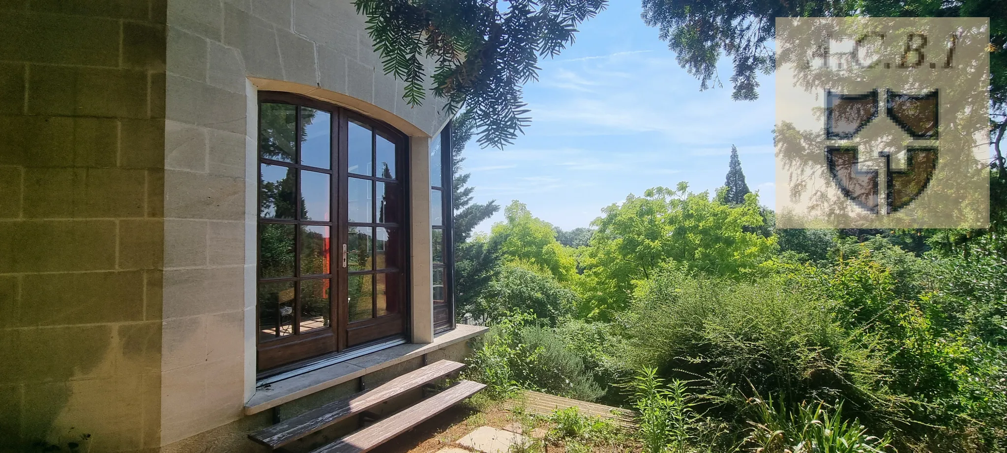 Maison de caractère à vendre à Vendôme, 6 min du centre-ville 