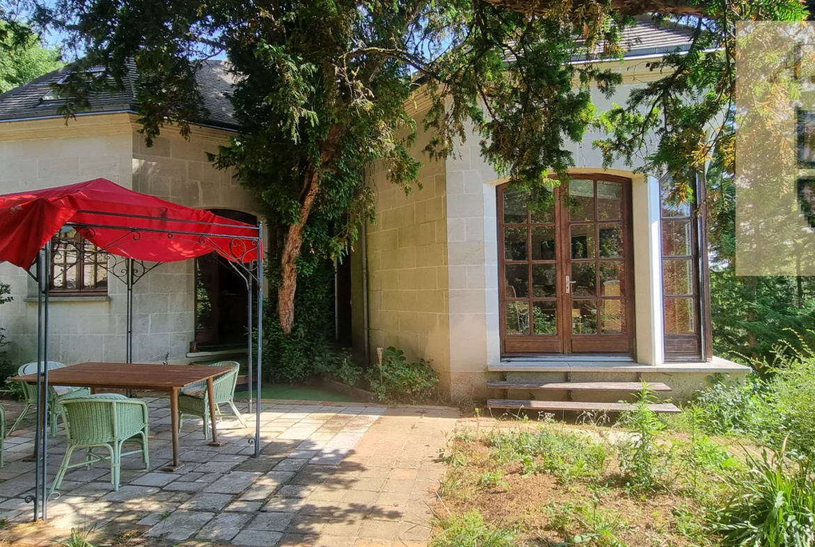 Maison de caractère à vendre à Vendôme, 6 min du centre-ville 