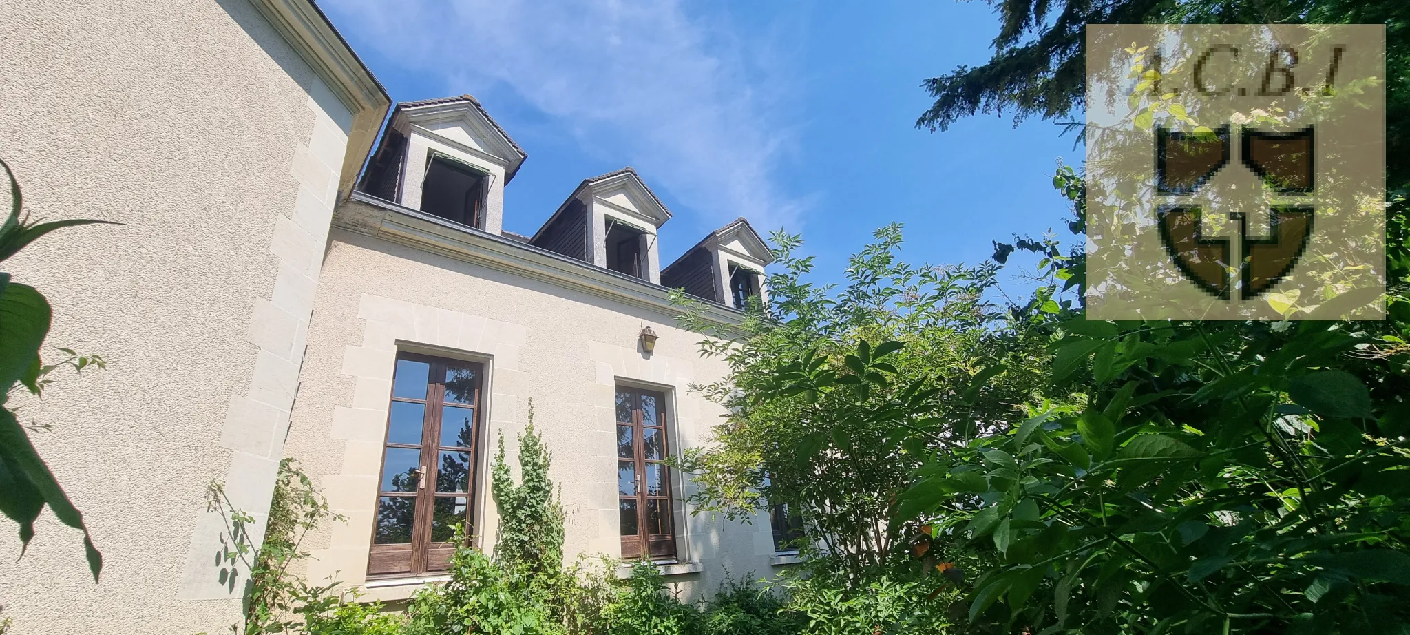 Maison de caractère à vendre à Vendôme, 6 min du centre-ville 