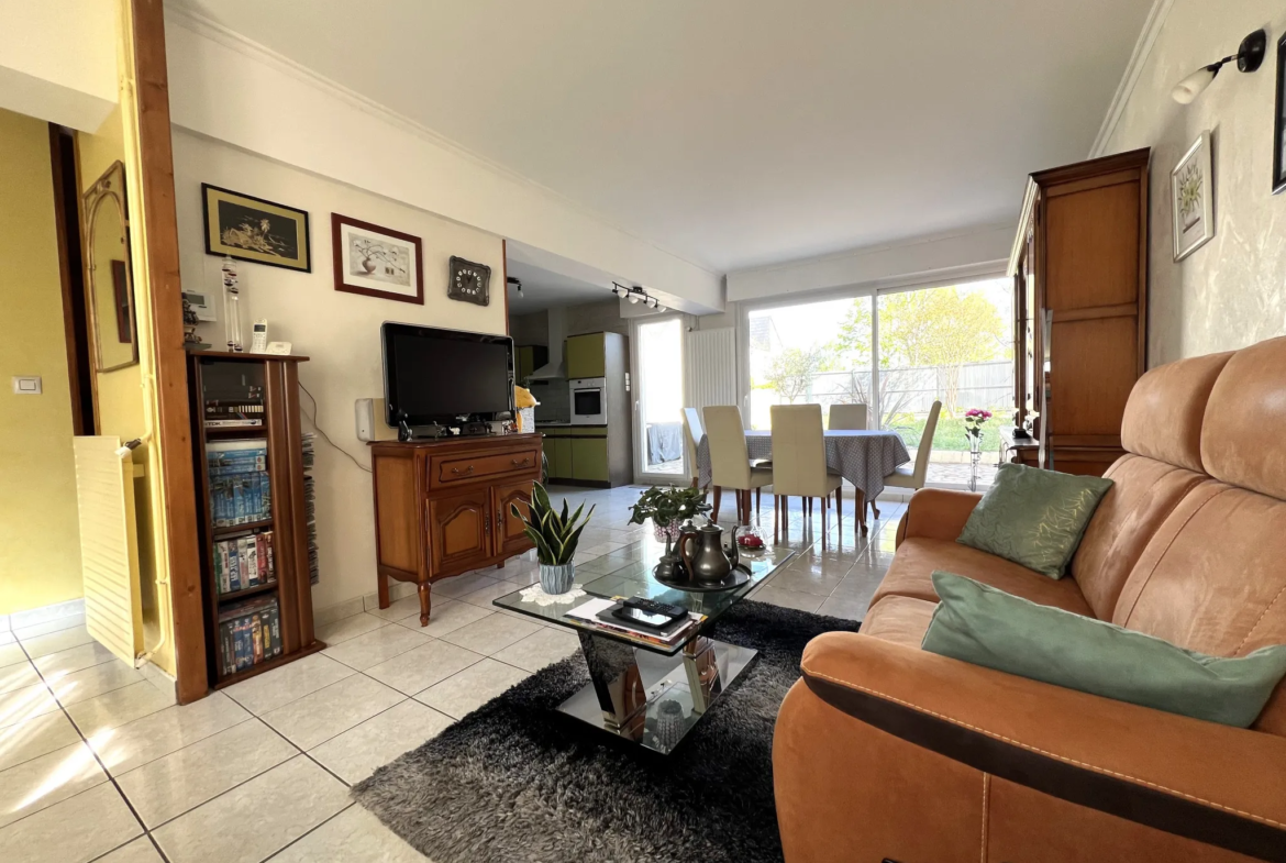 A vendre : Maison à Angers avec jardin et garage 