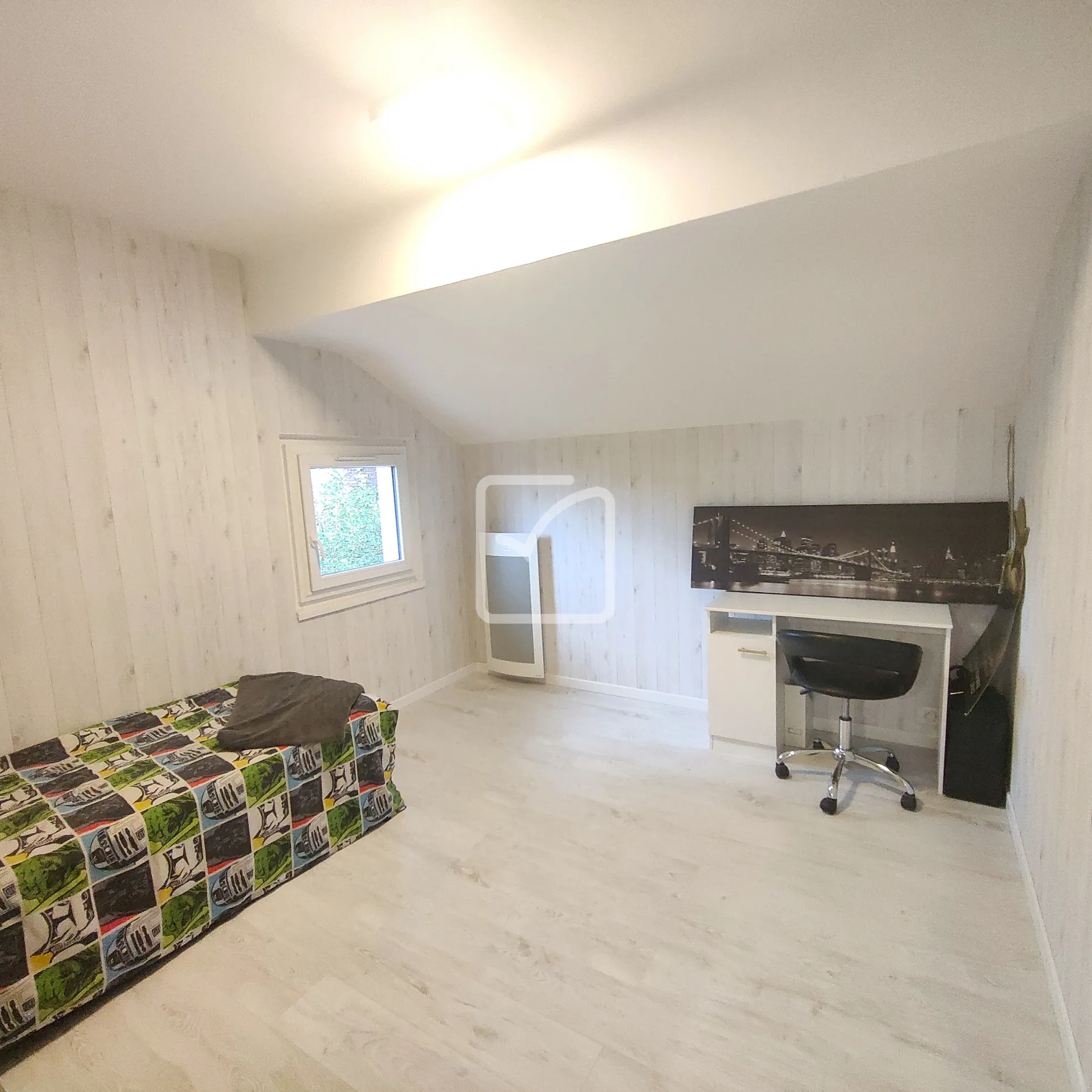 Appartement F4 moderne avec terrain privatif à Margencel à vendre 