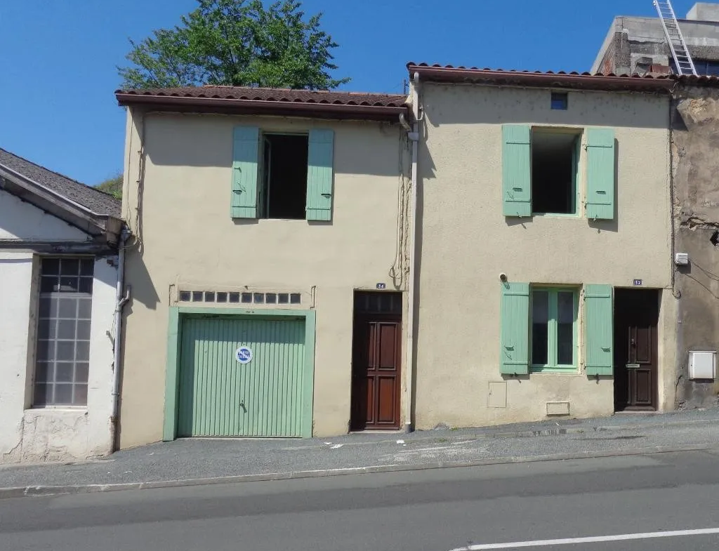 Maison Mitoyenne à Vendre à Fumel - Charmante et Pratique 