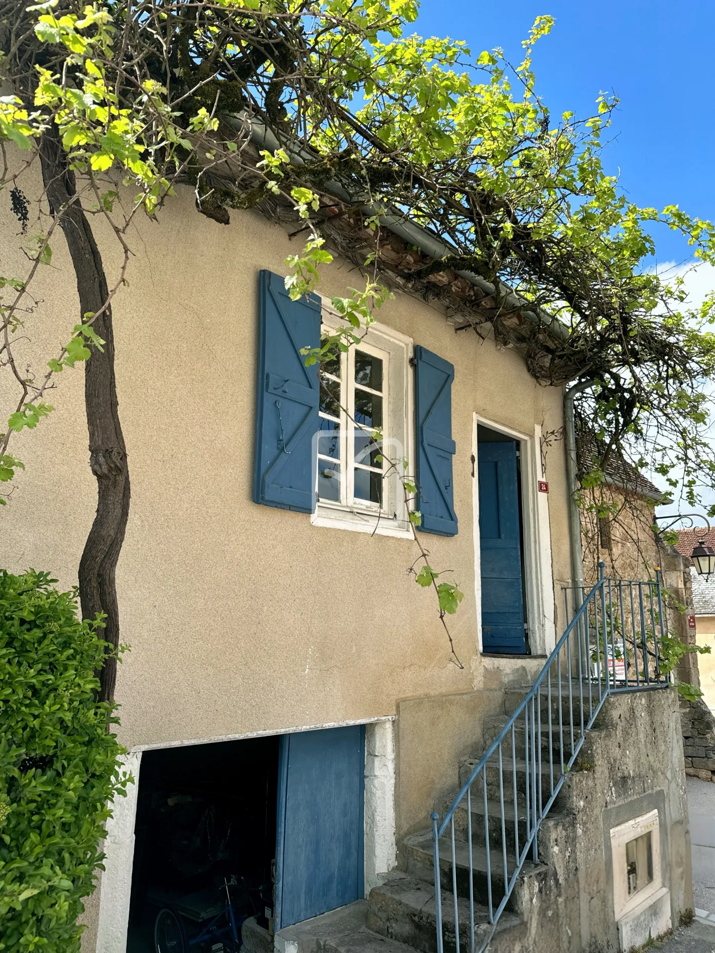 Maison de village rénovée avec charme à Miers 