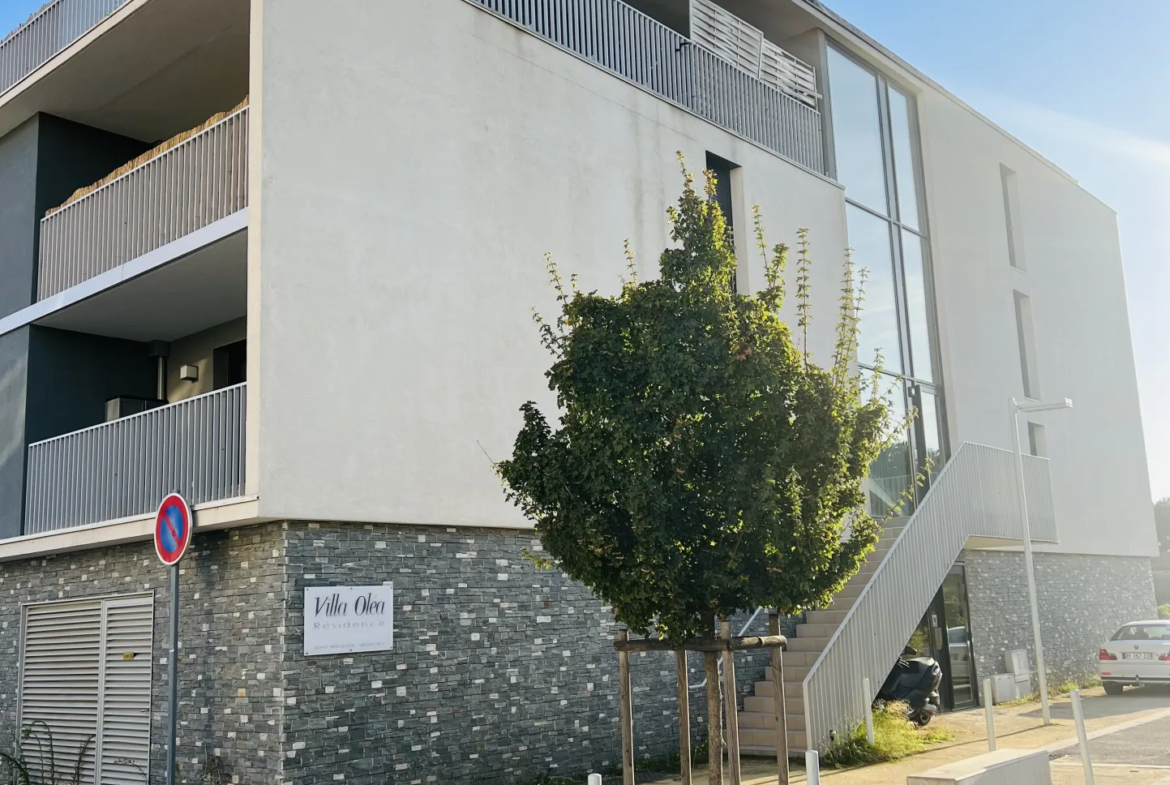 À vendre : Appartement T3 récent à Marsillargues avec parking 