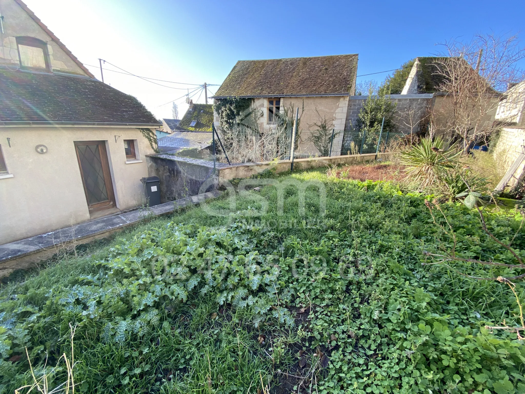 Maison à rénover à Sainte Maure de Touraine - 2 chambres 