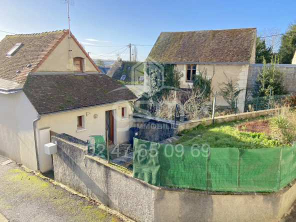 Maison à rénover à Sainte Maure de Touraine - 2 chambres