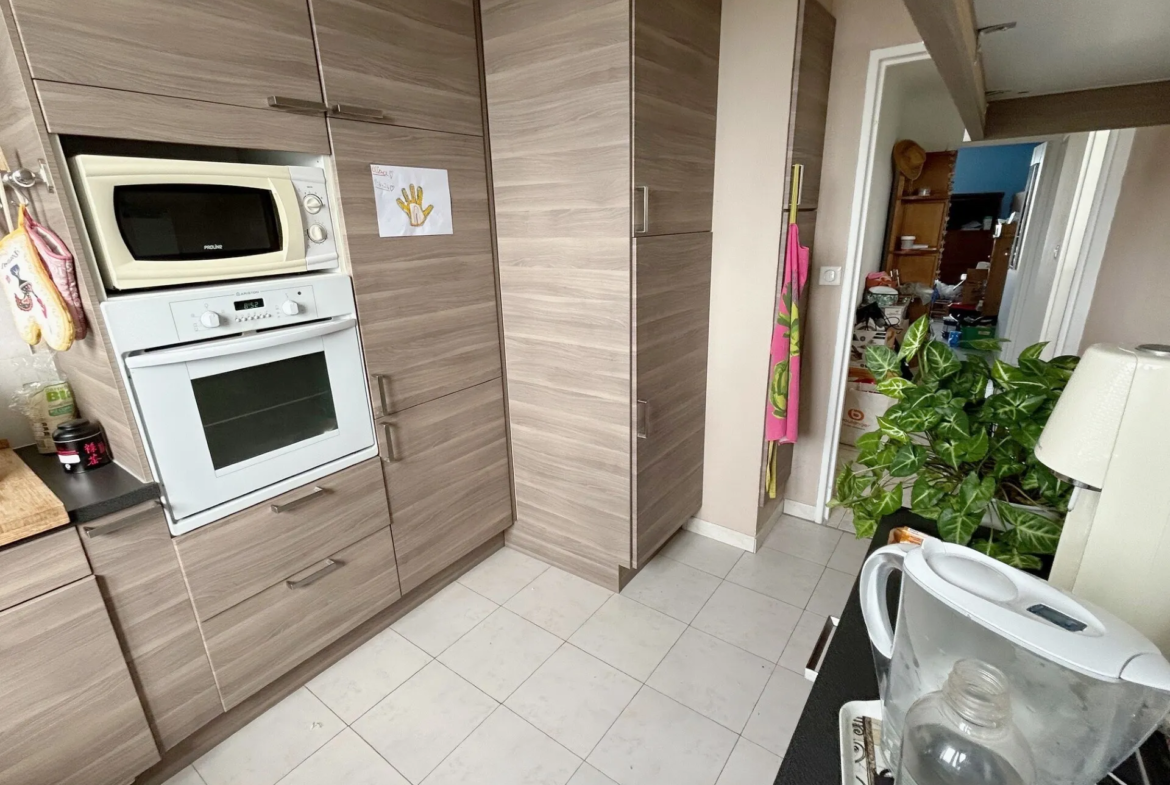 Appartement de type 4 à vendre dans résidence sécurisée à Marignane 