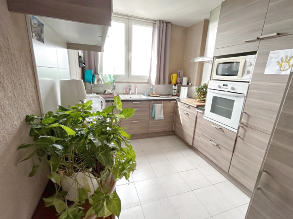 Appartement de type 4 à vendre dans résidence sécurisée à Marignane