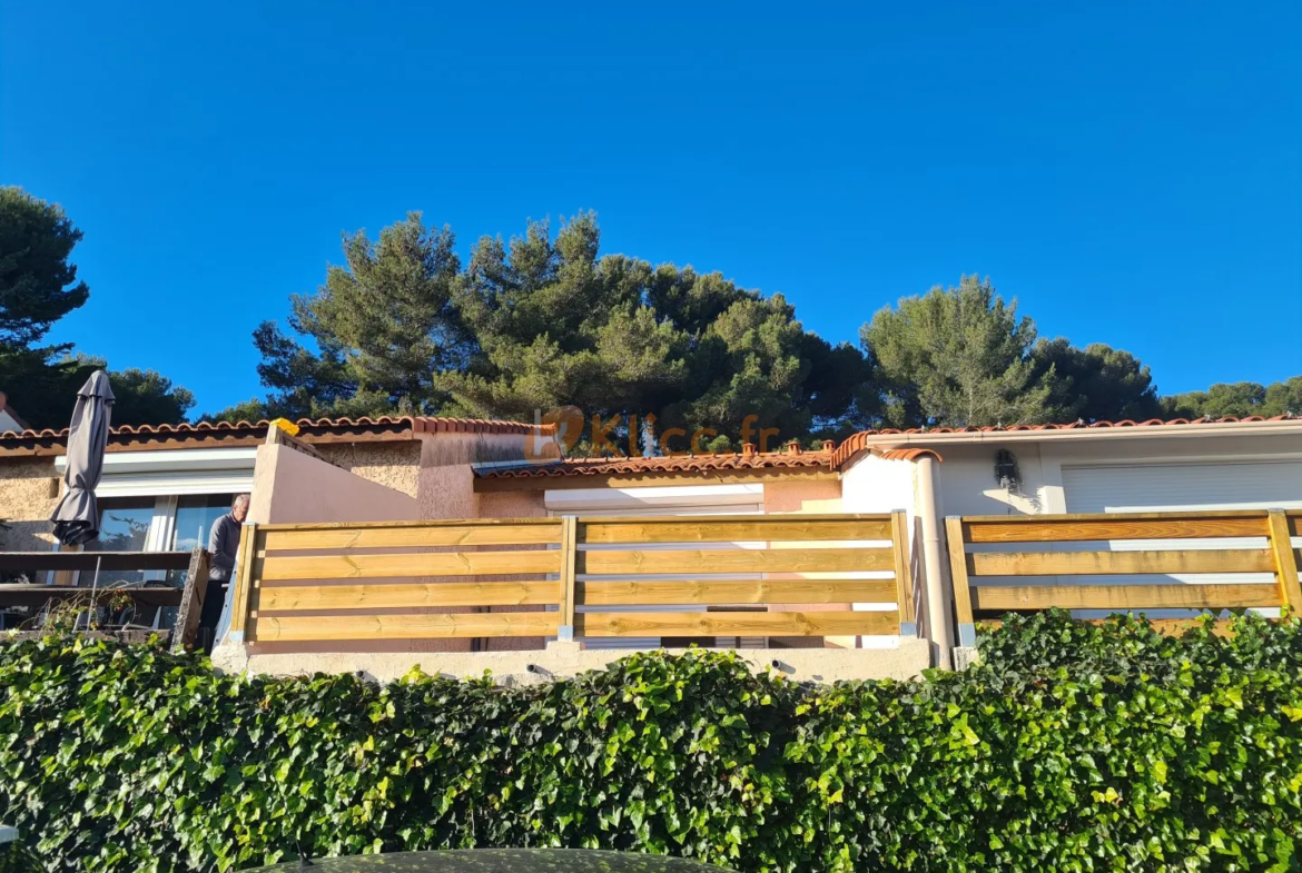 Studio Petite Maison avec Vue Mer à Vallauris 