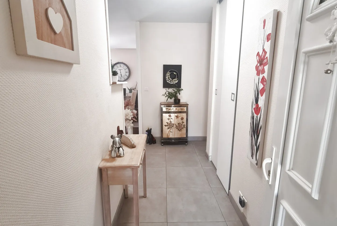 Vente Villa T4 de 98m² à Auterive, 3 Chambres, Jardin et Garage 