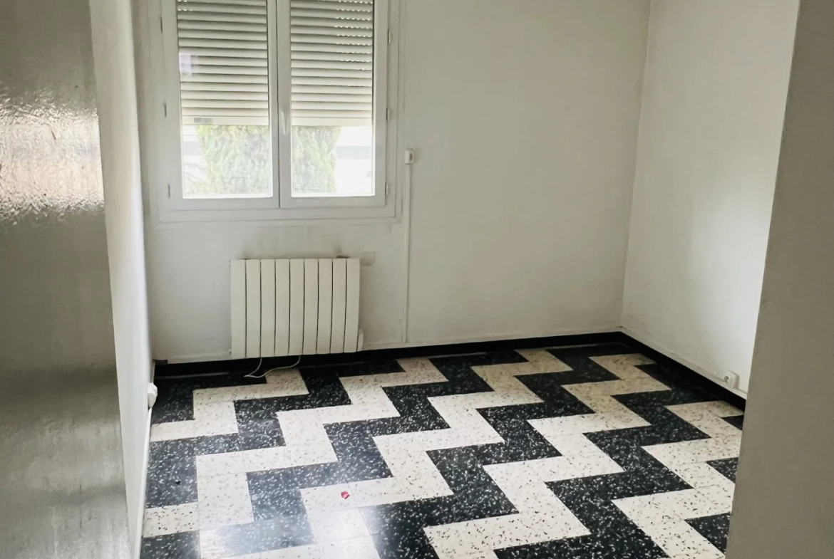 Appartement T4 à vendre à Lunel - 130000 EUR 