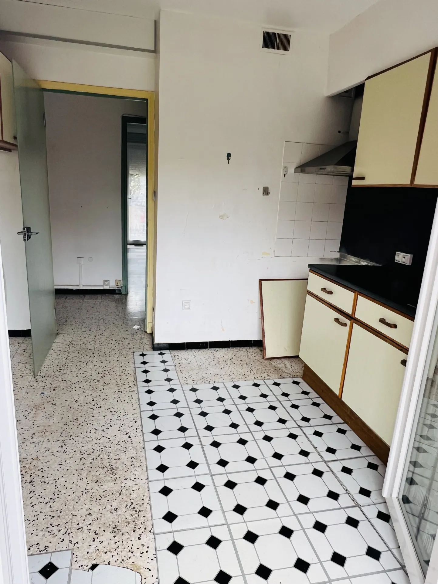 Appartement T4 à vendre à Lunel - 130000 EUR 