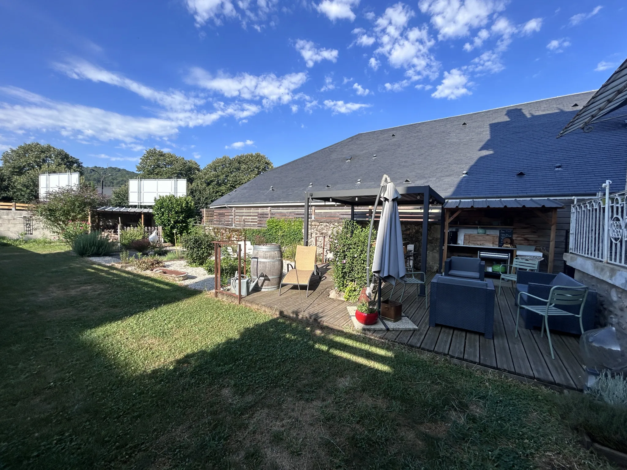 Maison rénovée 4 chambres au cœur d'Argentat 