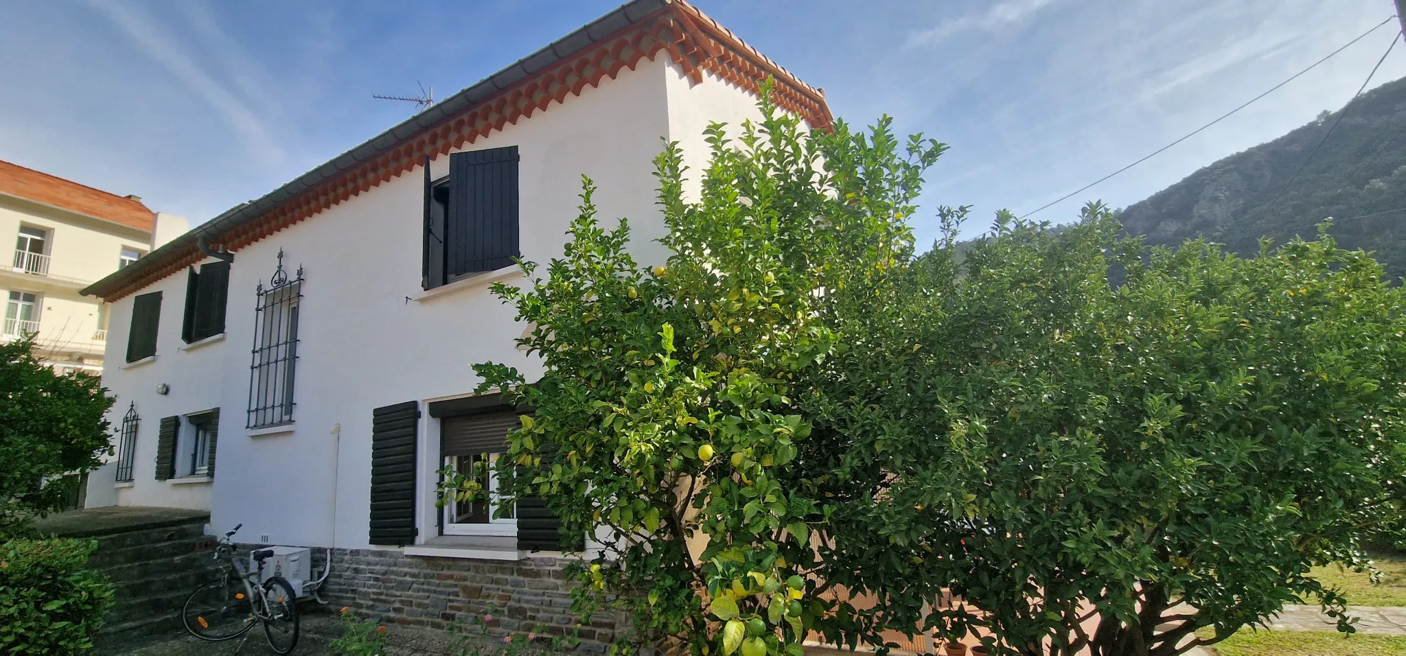 À vendre : Maison 4 faces de type F6 à Amélie-les-Bains 