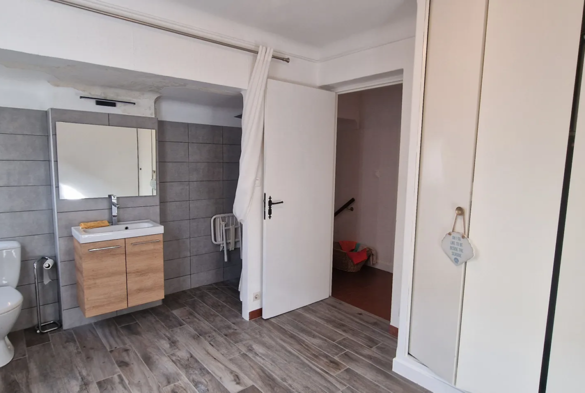 À vendre : Maison 4 faces de type F6 à Amélie-les-Bains 