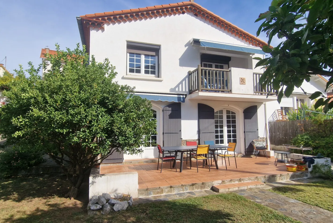 À vendre : Maison 4 faces de type F6 à Amélie-les-Bains 