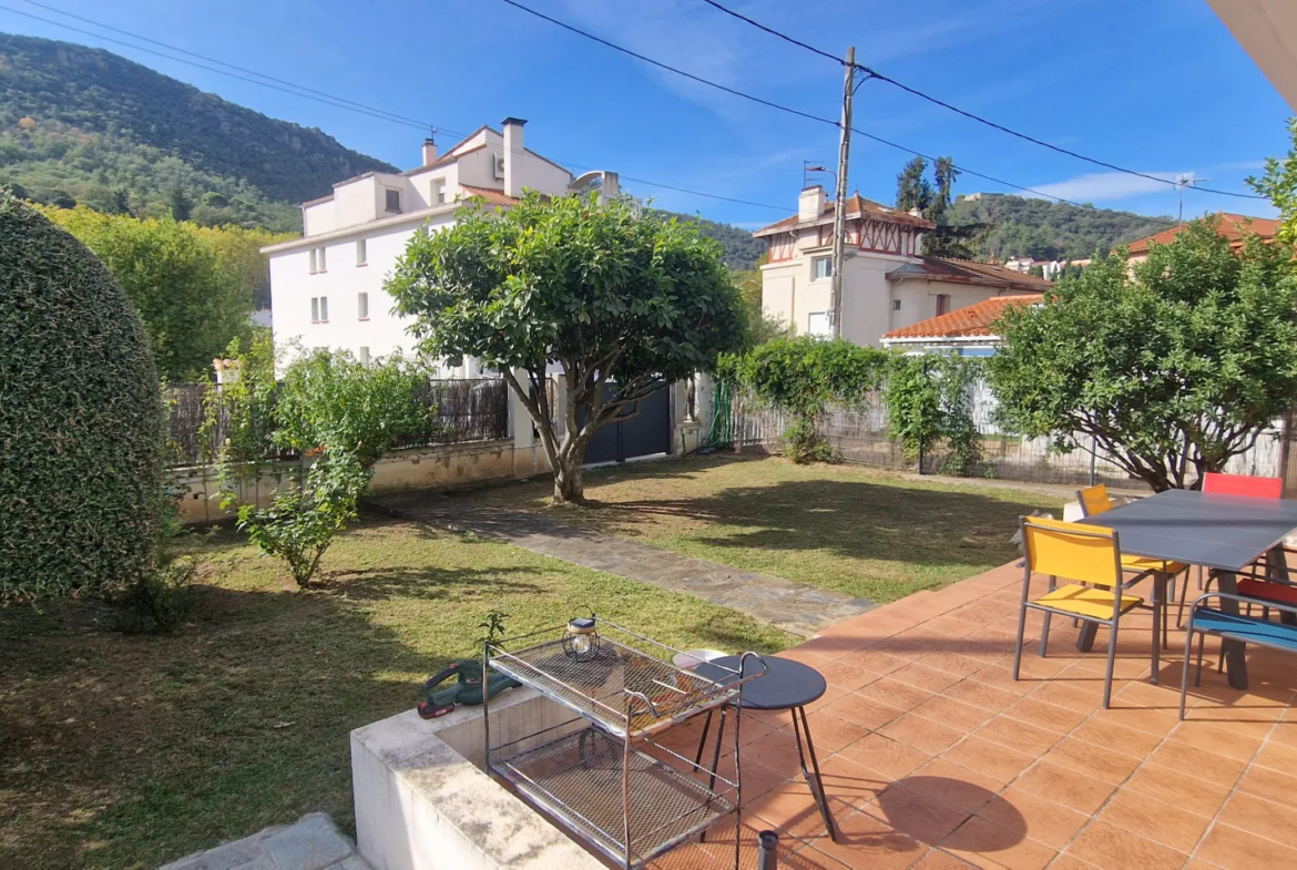 À vendre : Maison 4 faces de type F6 à Amélie-les-Bains 