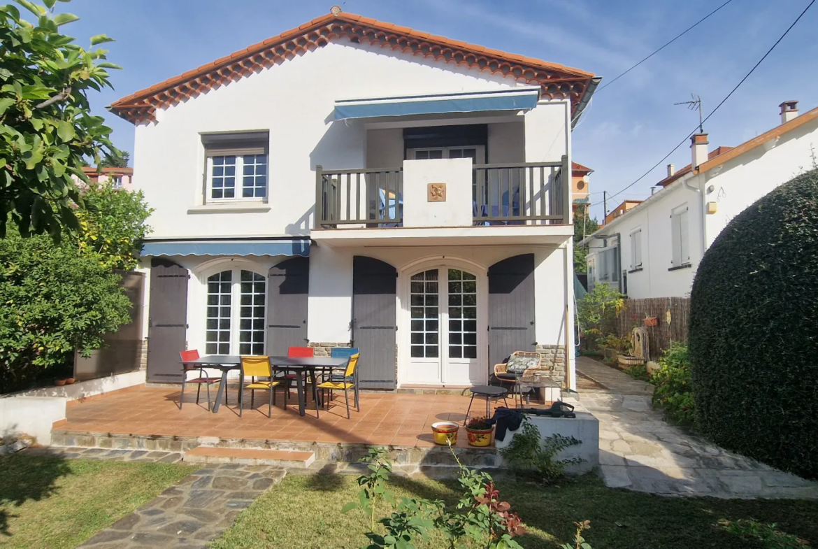 À vendre : Maison 4 faces de type F6 à Amélie-les-Bains 