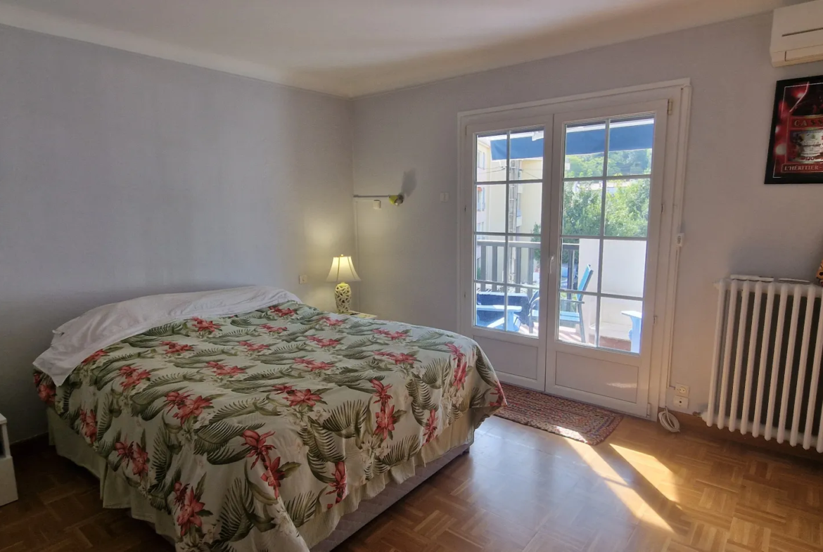 À vendre : Maison 4 faces de type F6 à Amélie-les-Bains 