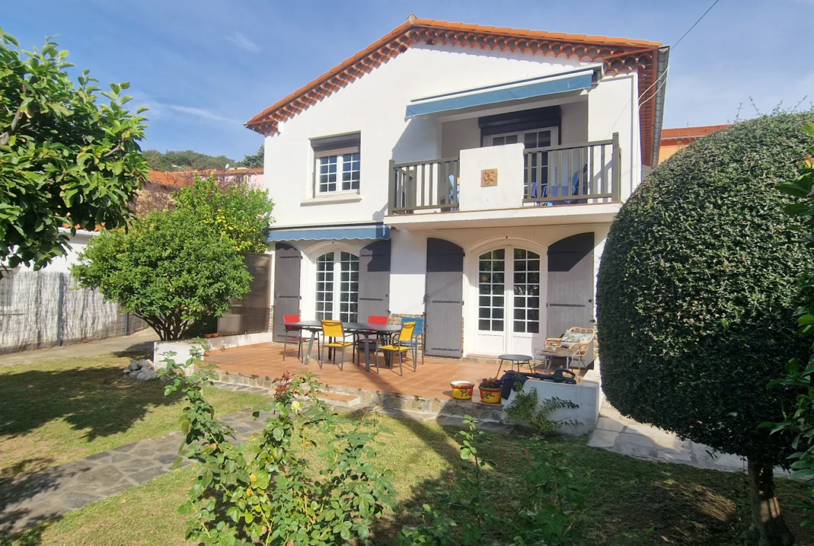 À vendre : Maison 4 faces de type F6 à Amélie-les-Bains 