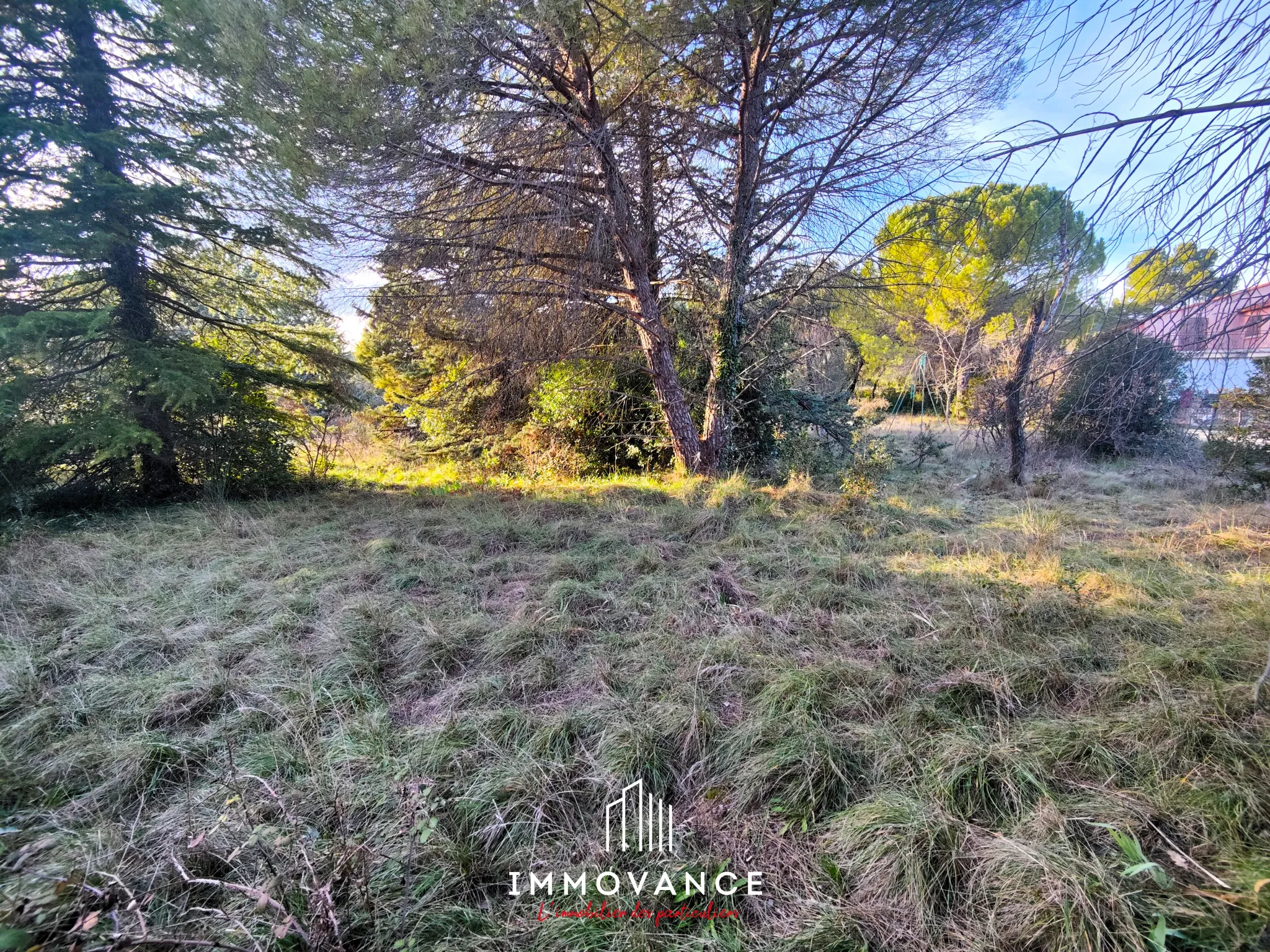 Terrain constructible de 1000 m² à Sauteyrargues, près de Montpellier 