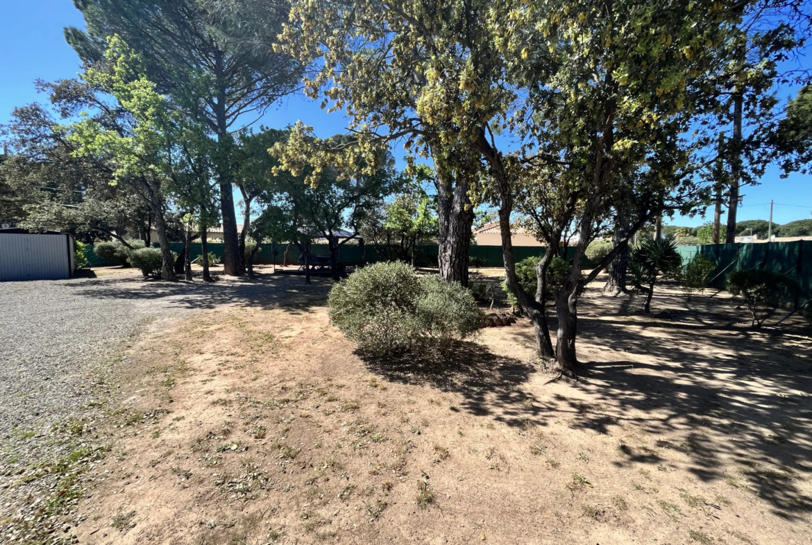 Terrain constructible de 600 m² à Vidauban 