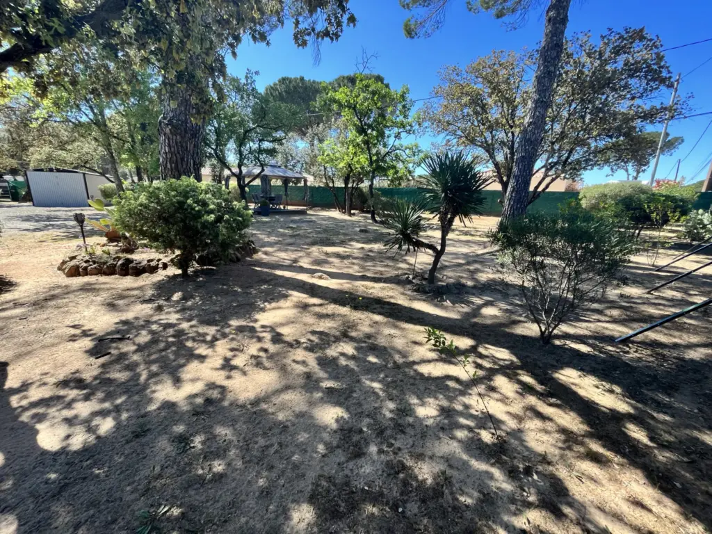 Terrain constructible de 600 m² à Vidauban