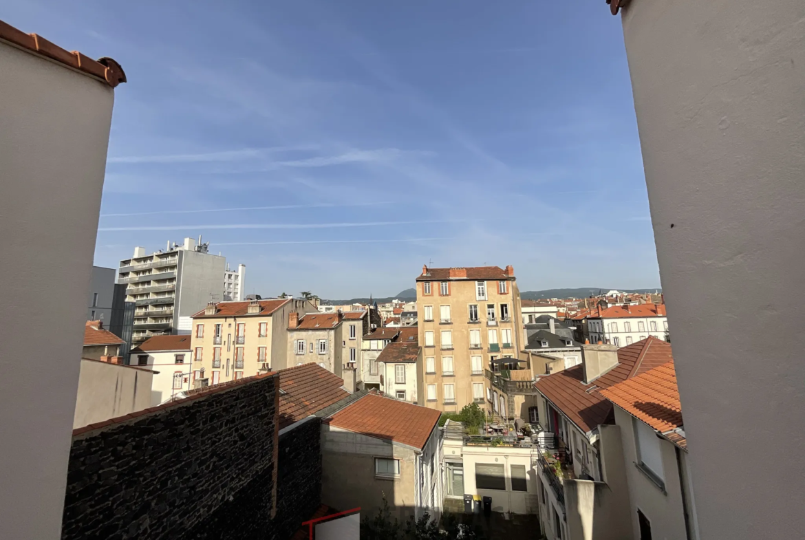 À vendre : Appartement T3 de 49 m² à Jeanne d'Arc, Clermont-Ferrand 