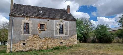 Charmante maison en pierres de 134 m2 à rénover à Le Vigan 