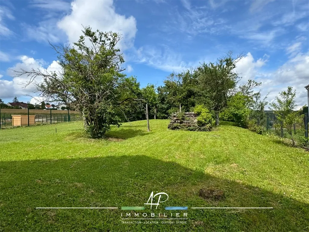 Maison des années 30 à vendre à Marcilly sur Tille 