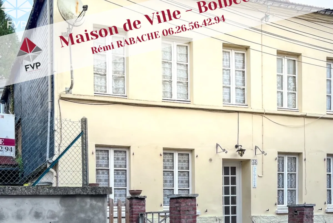 À vendre à Bolbec, maison de ville avec jardin privatif 