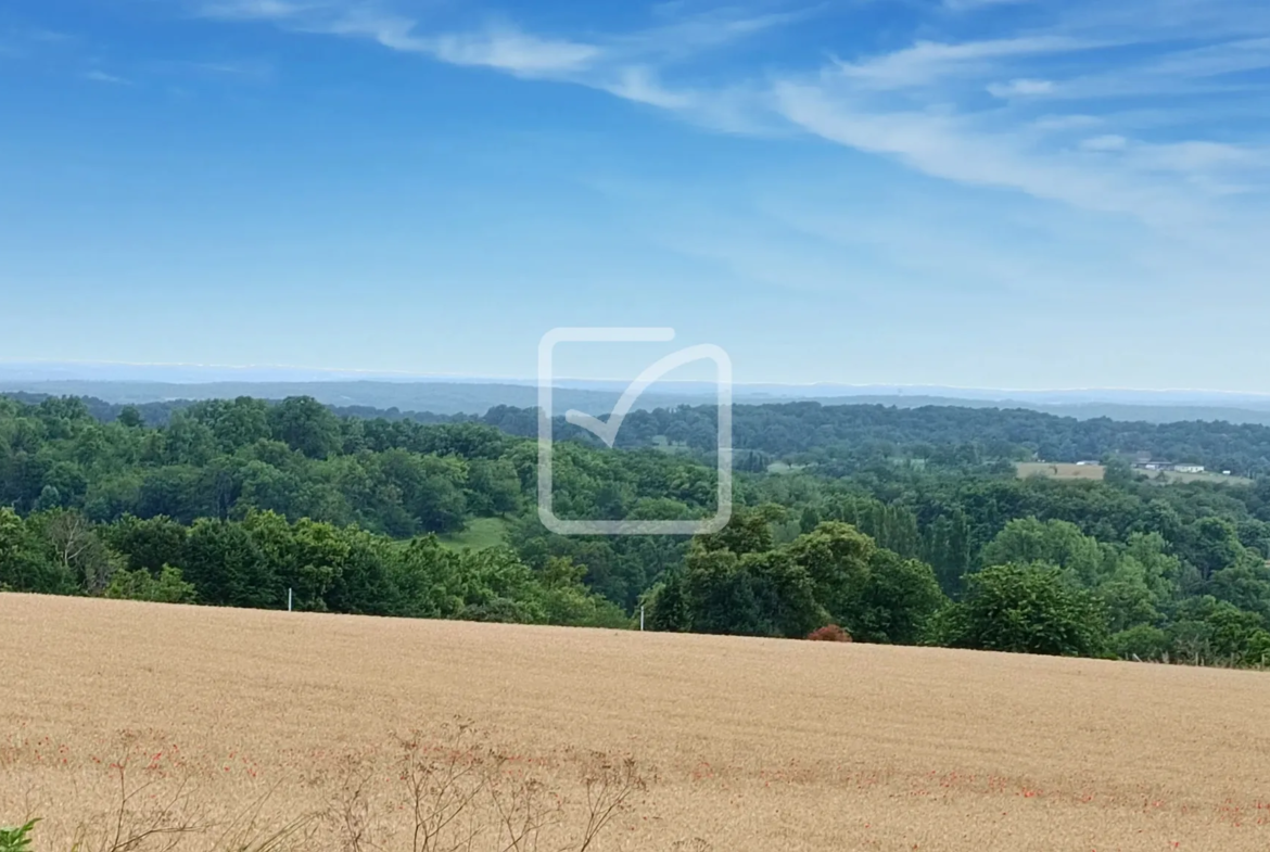 Terrain plat et vue ouverte à vendre à St Sulpice d'Excideuil 