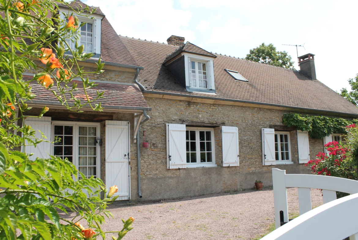 Maison spacieuse à Croisy avec vue dégagée sur 1570 m² 