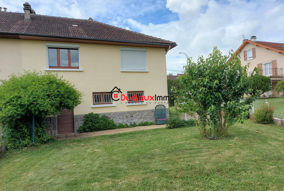 Maison 4 chambres à vendre à AURILLAC avec jardin 