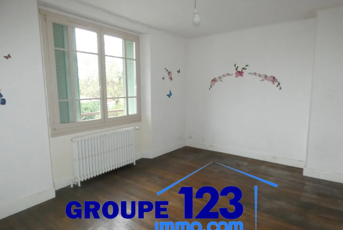 Maison spacieuse de 3 chambres à Esnon à vendre 