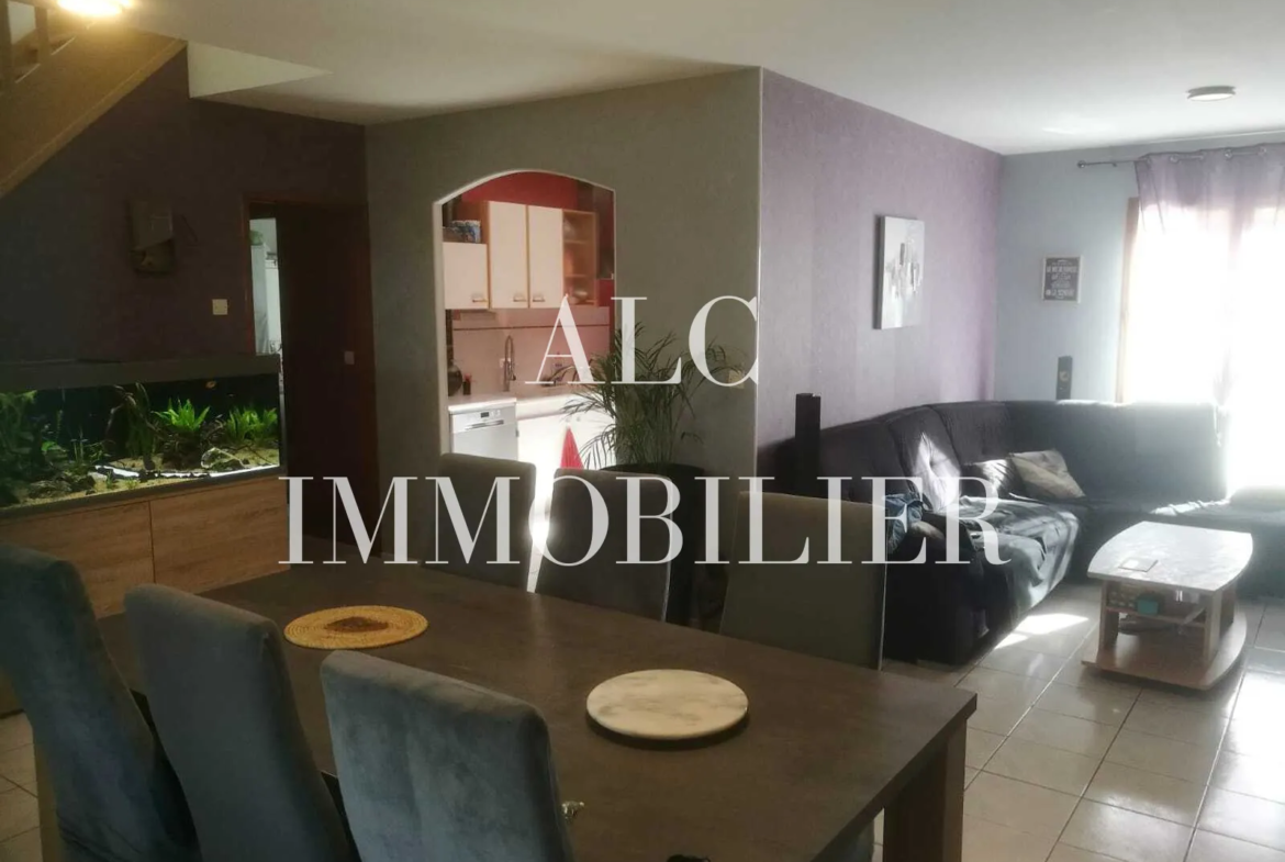 Maison à vendre - 149 m² à Moulins le Carbonnel, 5 chambres 