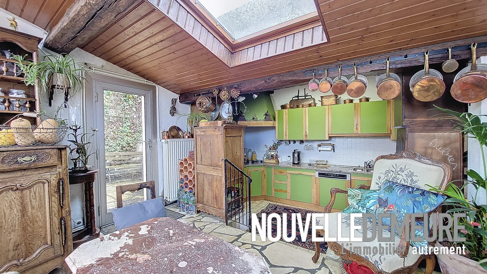 Maison 3 chambres 185m2 avec dépendances et jardin à Pleine-Fougères 