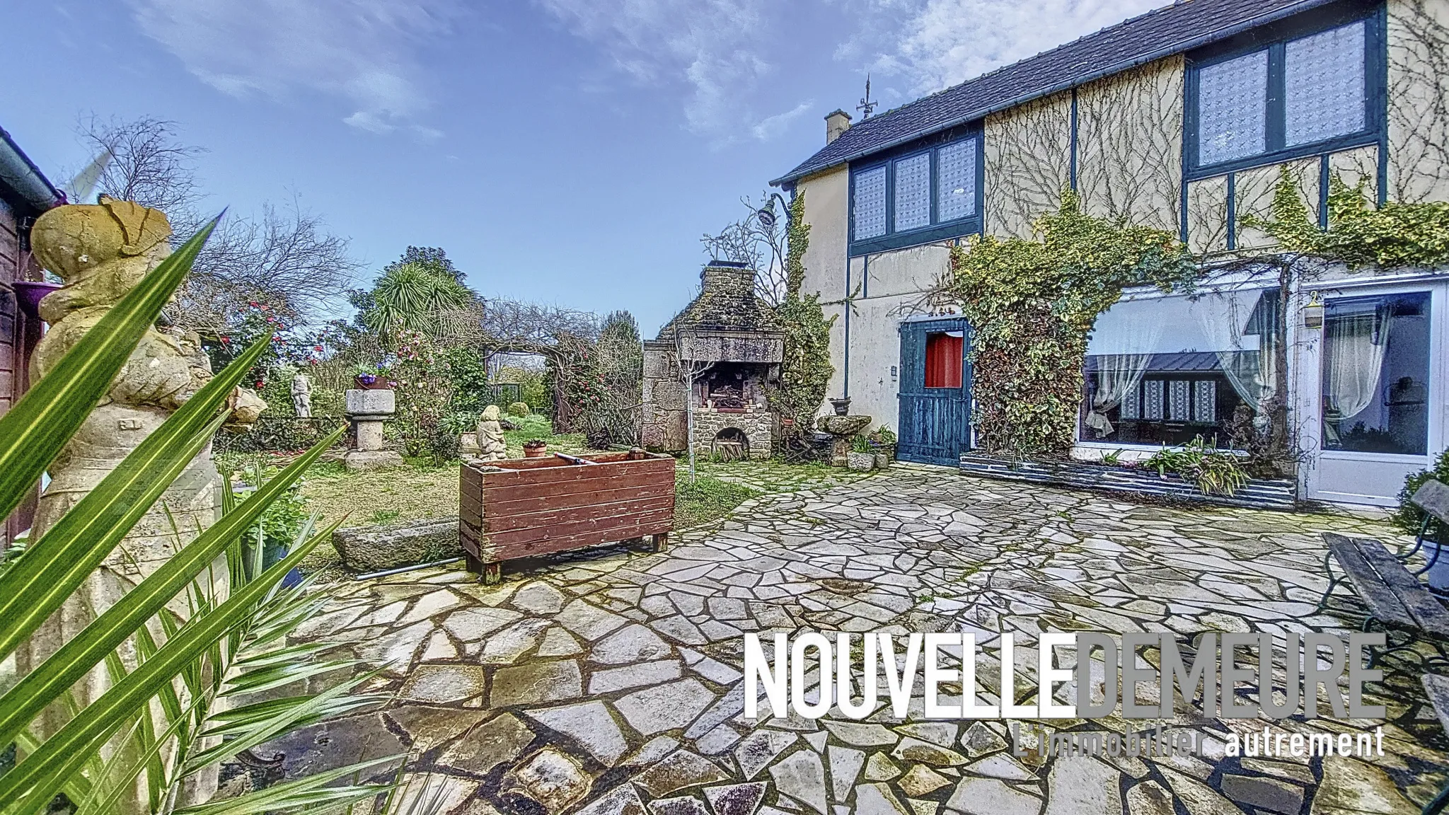 Maison 3 chambres 185m2 avec dépendances et jardin à Pleine-Fougères 