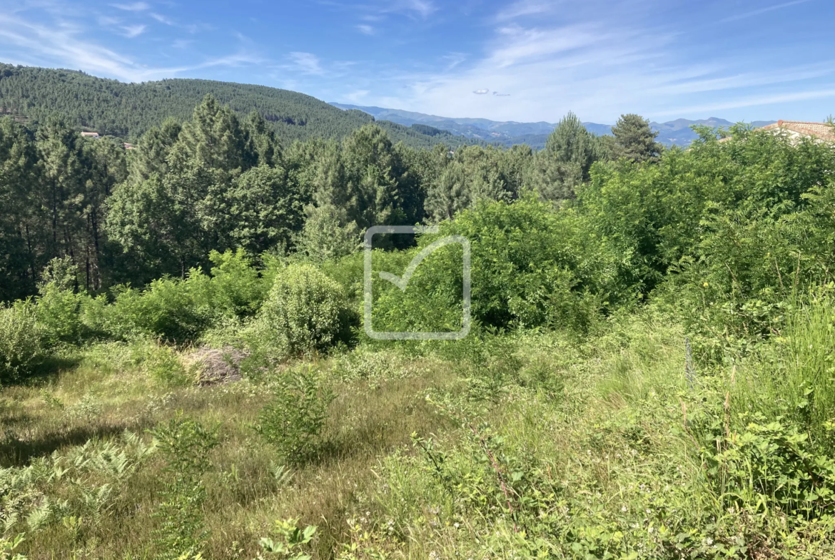 Terrain à bâtir de 1818 m2 avec vue magnifique à Mercuer 