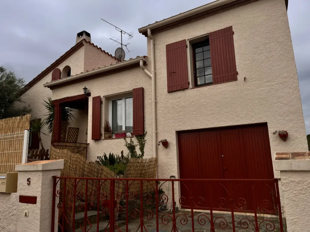 Maison à vendre à Ceret - 5 chambres avec jardin et garage