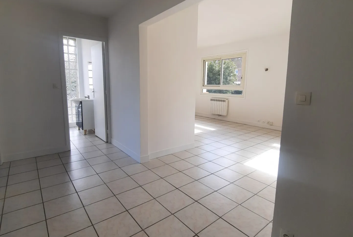 À vendre : Appartement T3 rénové de 72 m² à Fécamp 