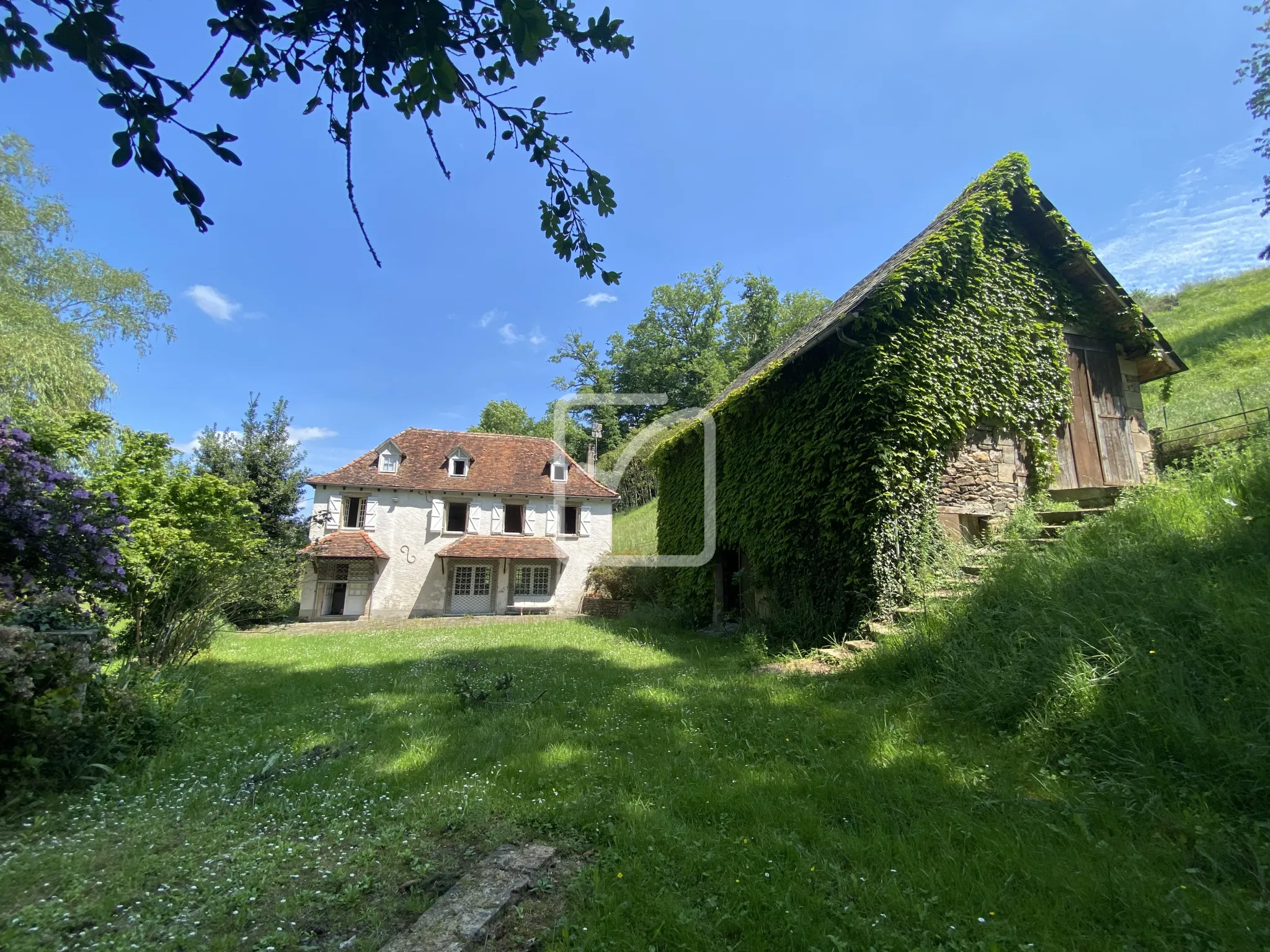 Maison rare au calme dans une région touristique près de Beaulieu-sur-Dordogne 