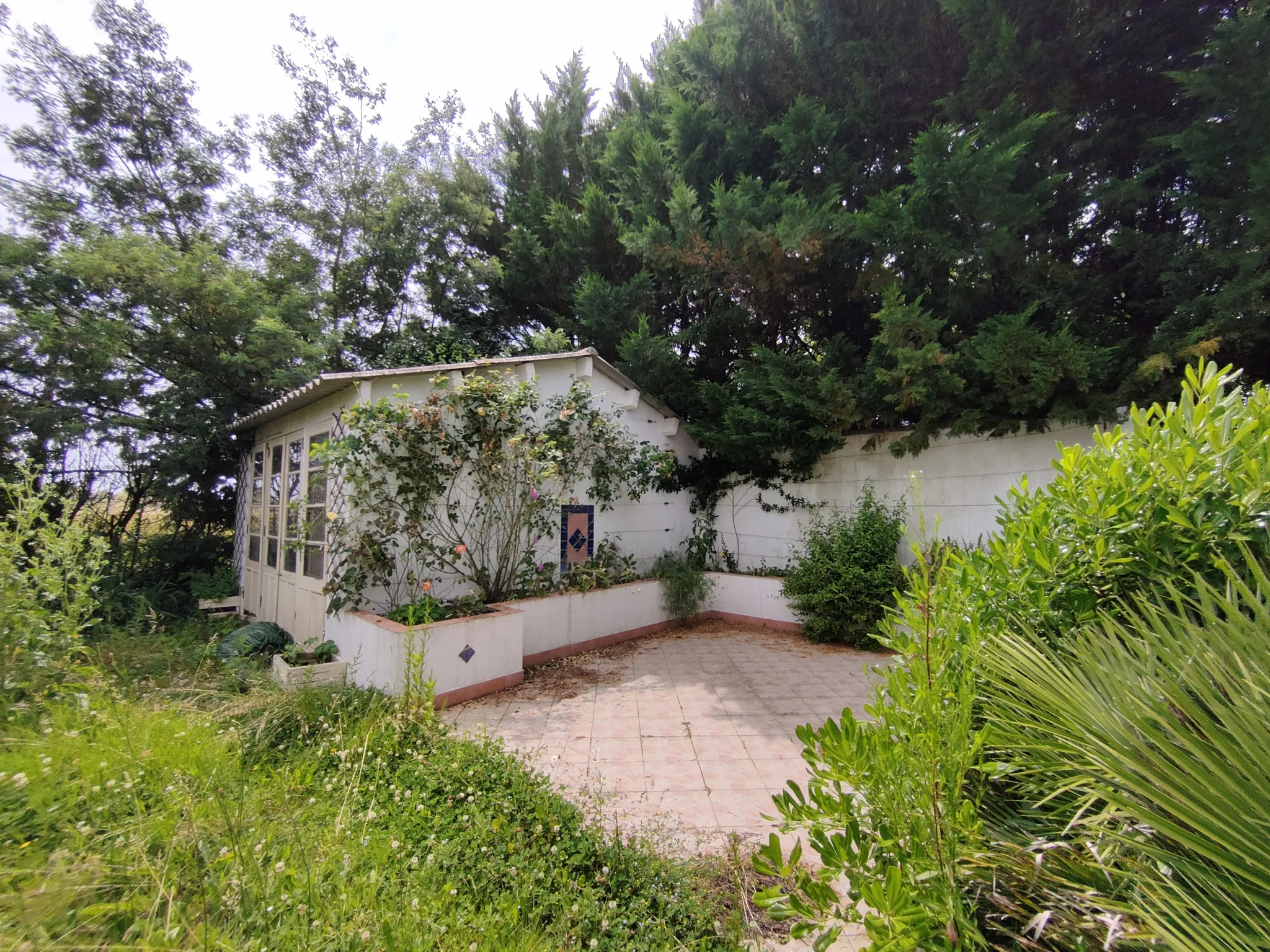 Maison familiale à vendre à Grignols avec jardin et terrasse 