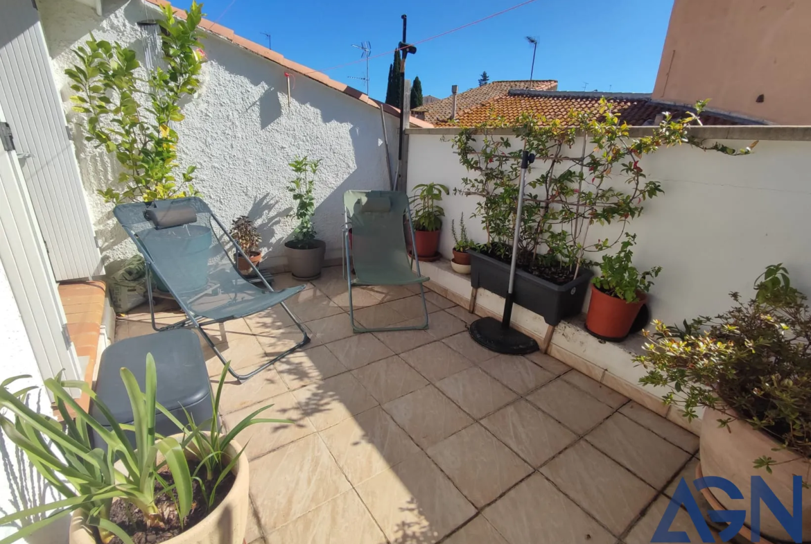 À vendre : Maison de ville 4 pièces de 73,8 m² avec terrasse à Agde 